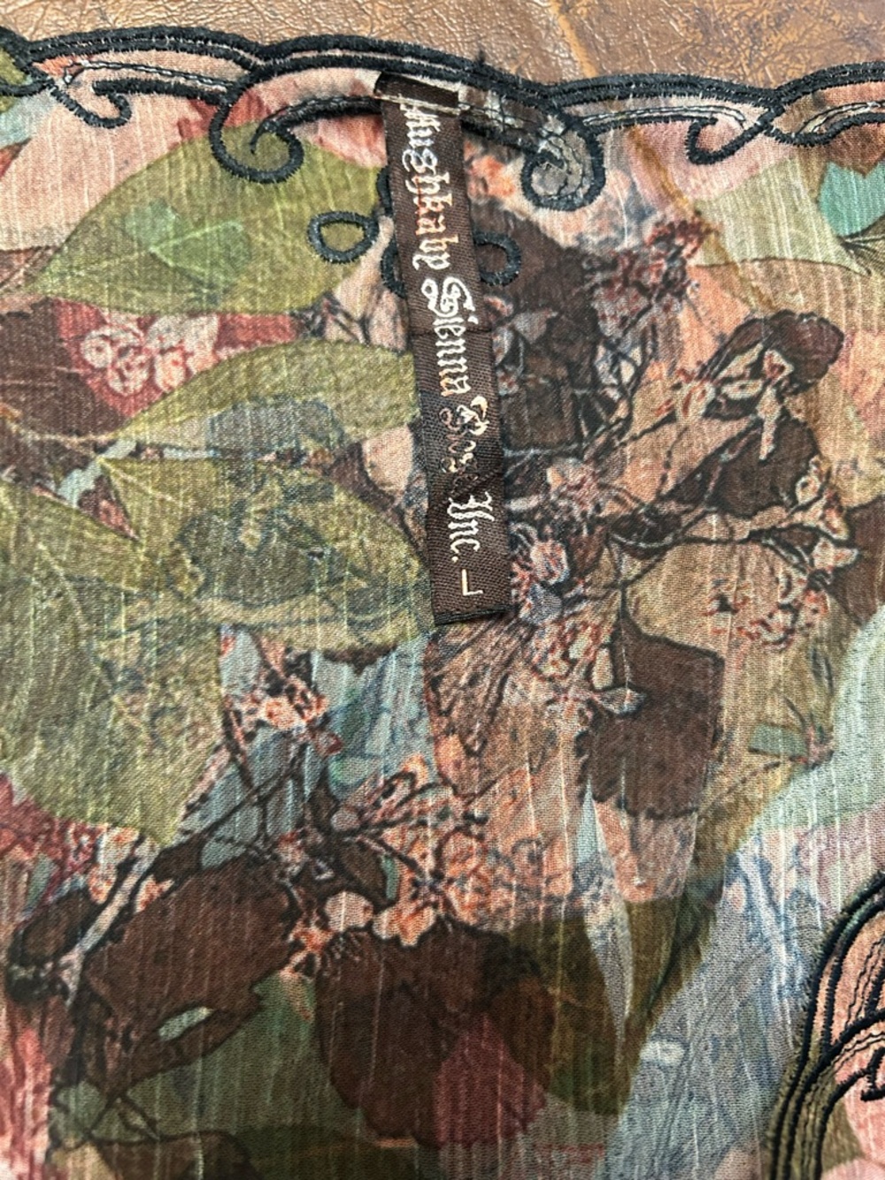 Mushka Sienna Rose Floral Watercolor V-Neck Tunic Top Pastel Blue/Green SZ L EUC - Picture 7 of 12